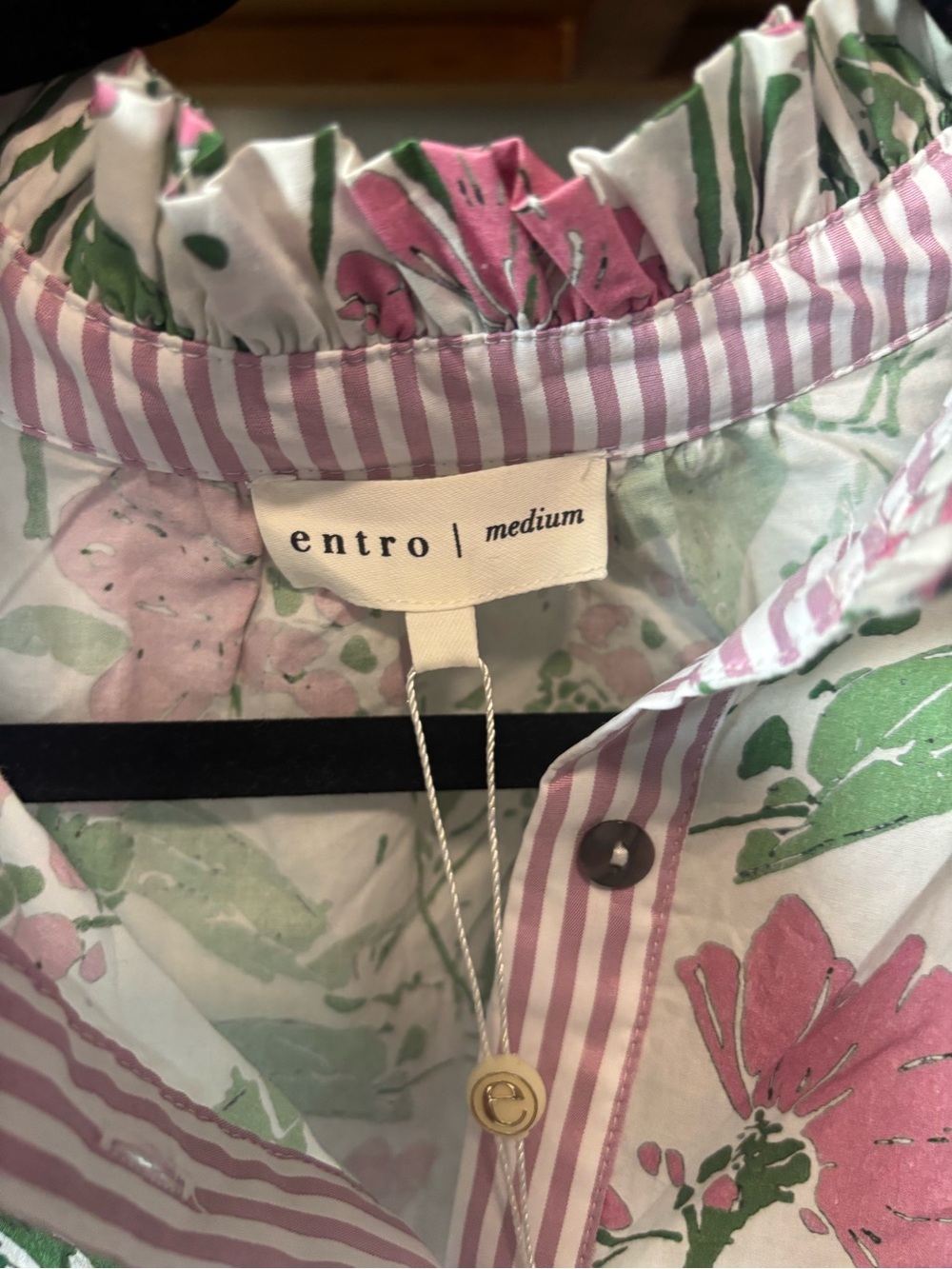 Entro White Floral Print Ruffle Trim Cotton Top | Medium - Picture 5 of 8